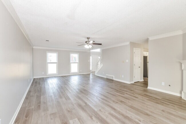 Photo - 8959 Raspberry Ln