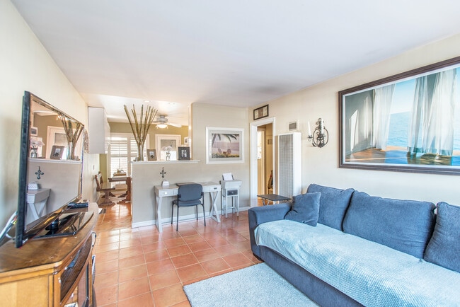 Photo - 227 Avenida Miramar Unit #B
