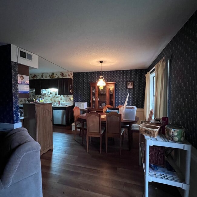 Photo - 306 Thomas Jefferson Dr