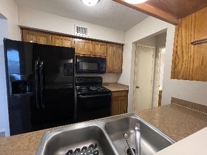5516 Lewis Ct Unidad C
