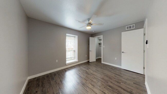 Junius Place Apartments
