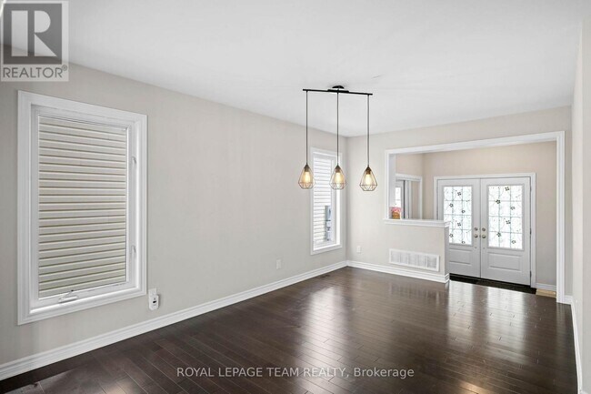 Photo - 127 Solaris Dr