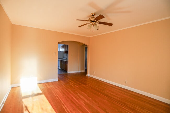 Photo - 5939 N Northwest Hwy Unit #3C