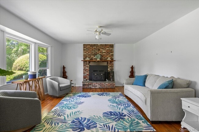 Photo - 64 Old Depot Rd