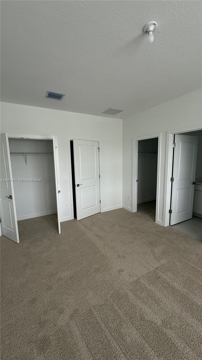 Photo - 149 Lakeside Lndg Ct