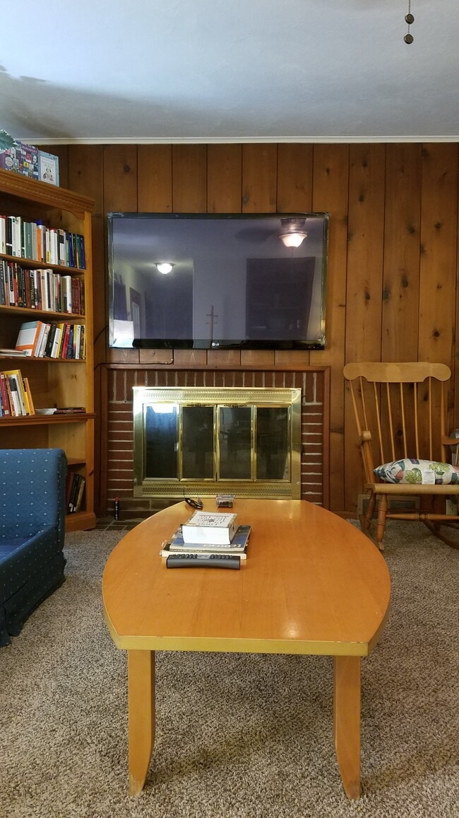 Photo - 1127 S Allen St