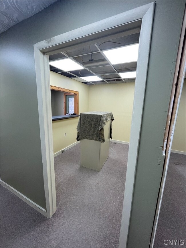 Photo - 122 E Main St