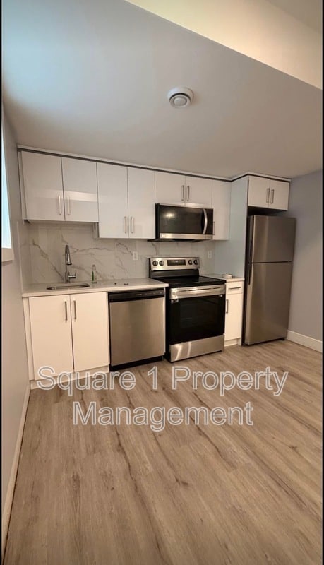 Building Photo - 10845-10880 80 Ave NW Unit 3B