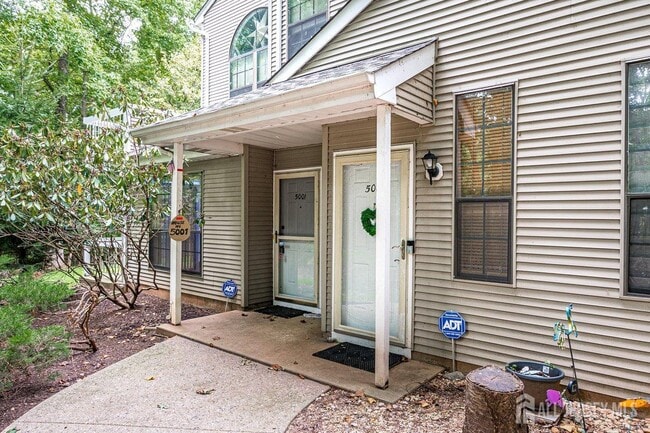 Photo - 5001 Stonehedge Rd