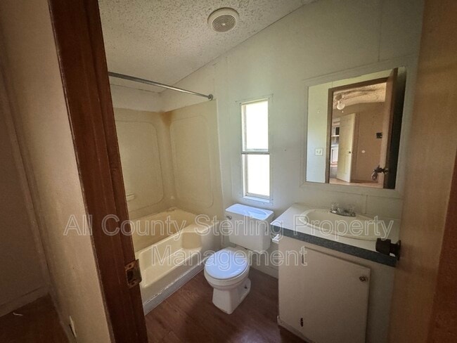Photo - 131 SW Socket Glen