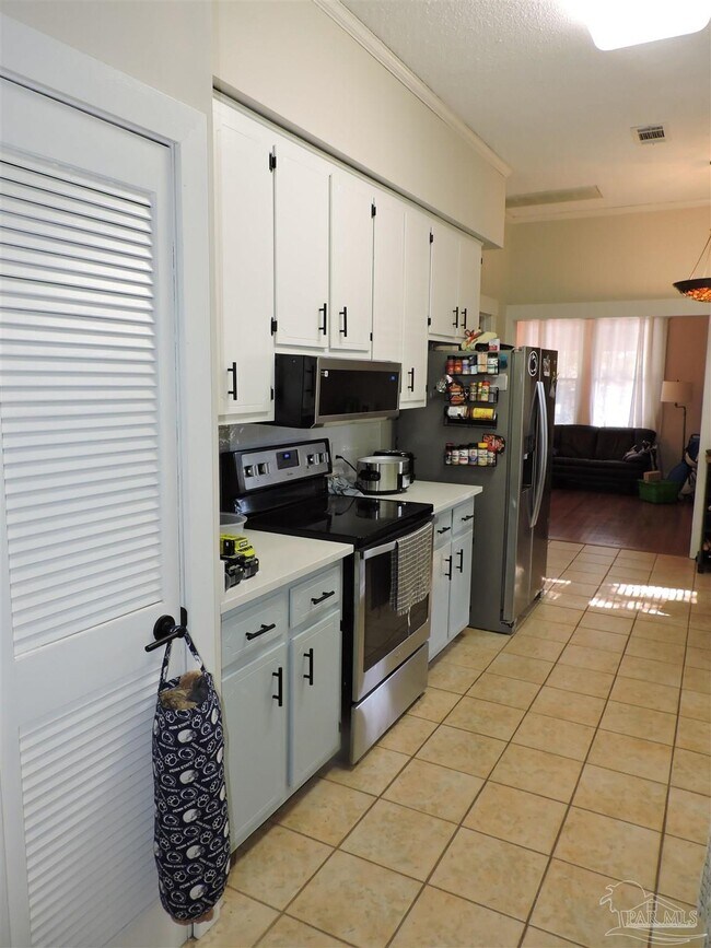 Photo - 1704 E Lee St