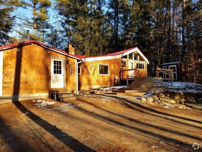 Building Photo - 52 Covered Bridge Ln Rental