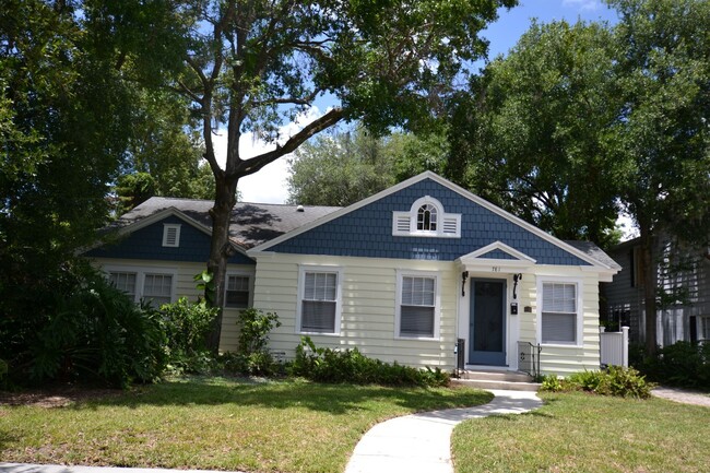 4 BR Home only 2 blocks from Lake Eola Par... - 4 BR Home only 2 blocks from Lake Eola Par...