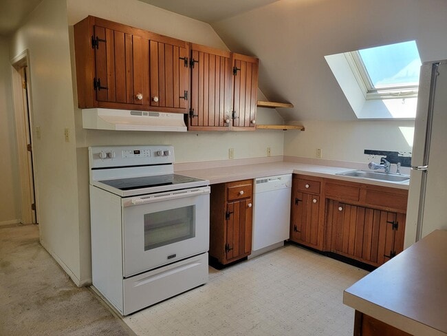 Photo - 1029 Quentin Rd Unit 2nd Fl