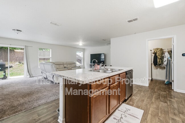 Photo - 3200 Rogers Ave