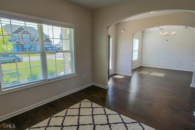 Photo - 319 Pearl Moss Ln