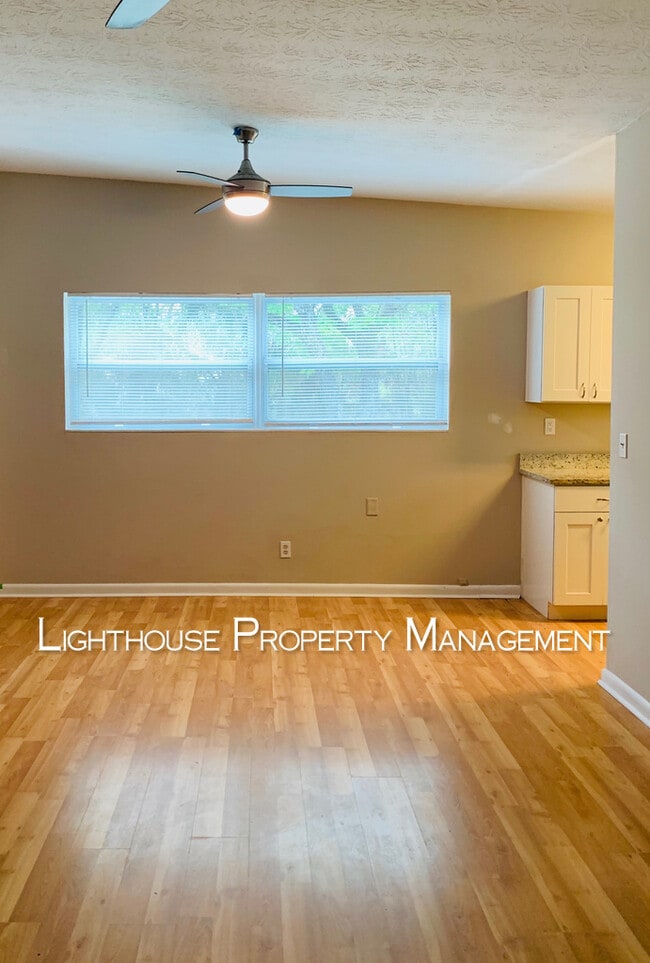 Photo - Beautifully Remodeled 3-Bedroom Home in Desirable Arlington!