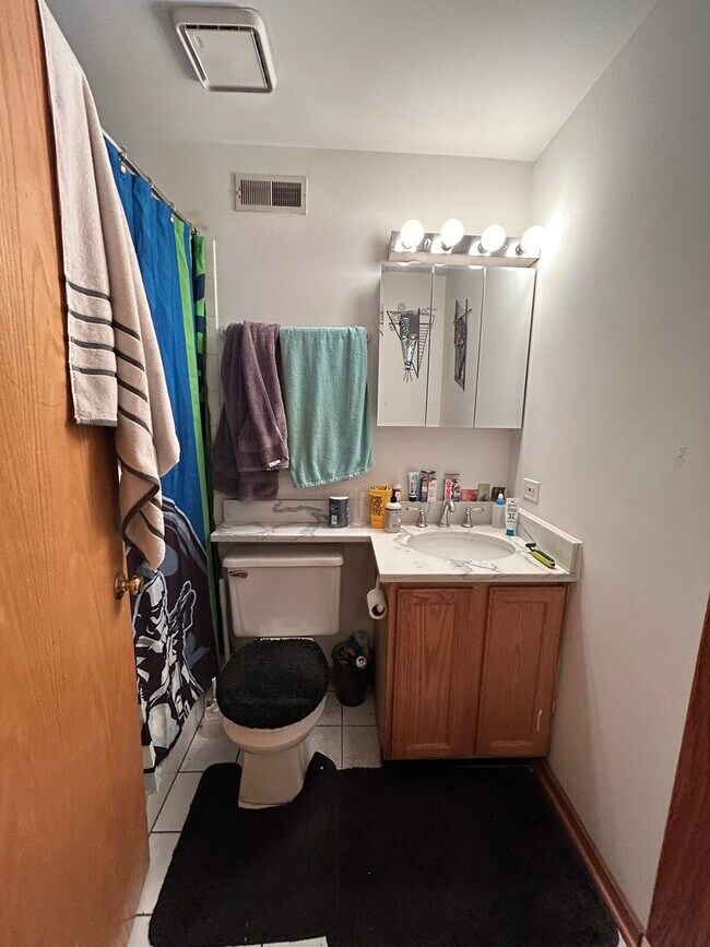 Photo - 628 W Patterson Ave