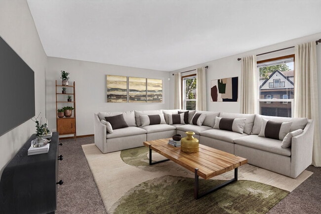 436 Fordham Pl