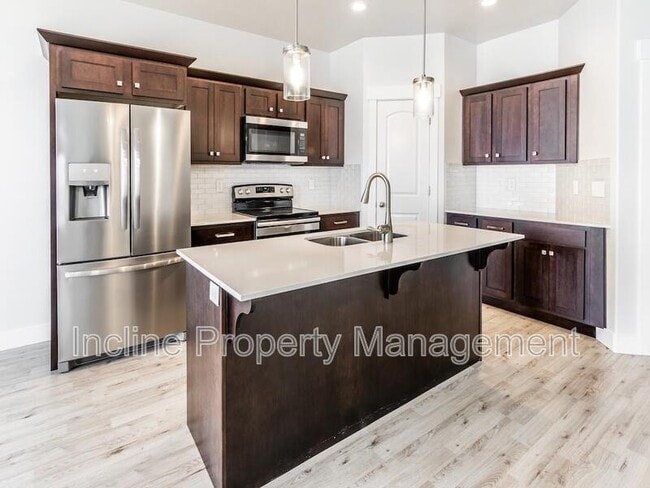 Photo - 4863 Spire Wy