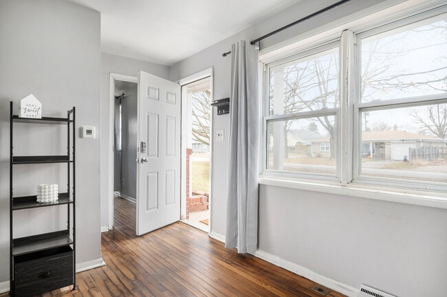 Photo - 202 Kentucky Ave