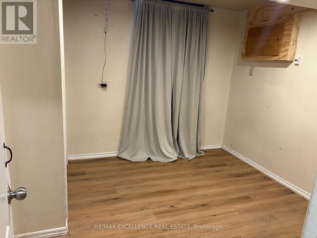 Photo - 31 Bernick Dr