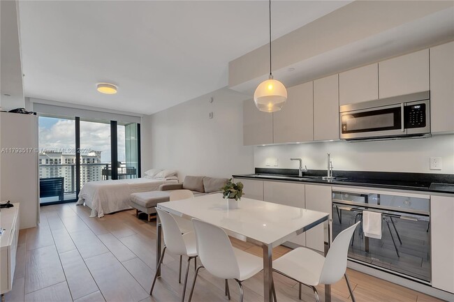 Photo - 1010 Brickell Ave Condo Unit 3510