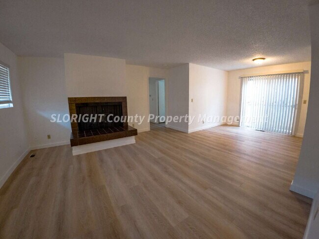 AVAILABLE NOW- Downstairs Paso Robles Apartment - 2 Bedroom 1 Bathroom