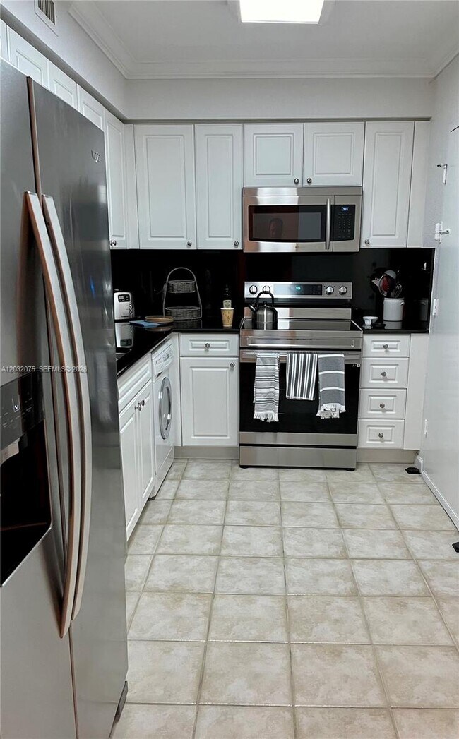 Photo - 2501 S Ocean Dr Unit 1002 (AVAILABLE AUG)