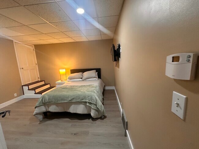 Photo - 311 N 3rd Ave Unit Two bedroom available