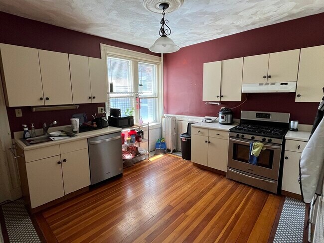 Photo - 317 St Paul St Unit 1