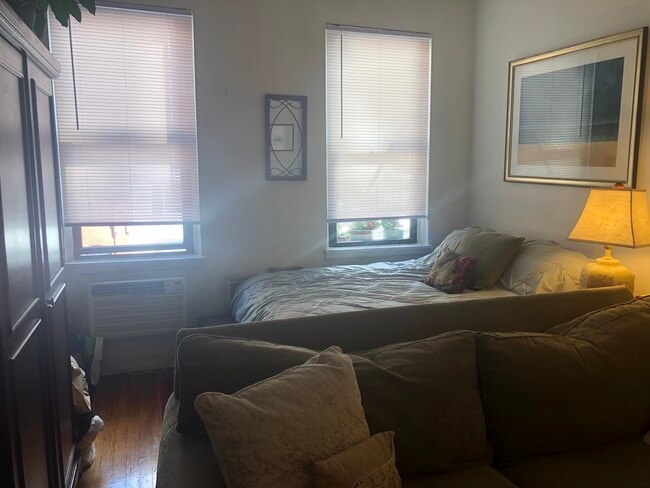 424 E 77th St Unit 3B