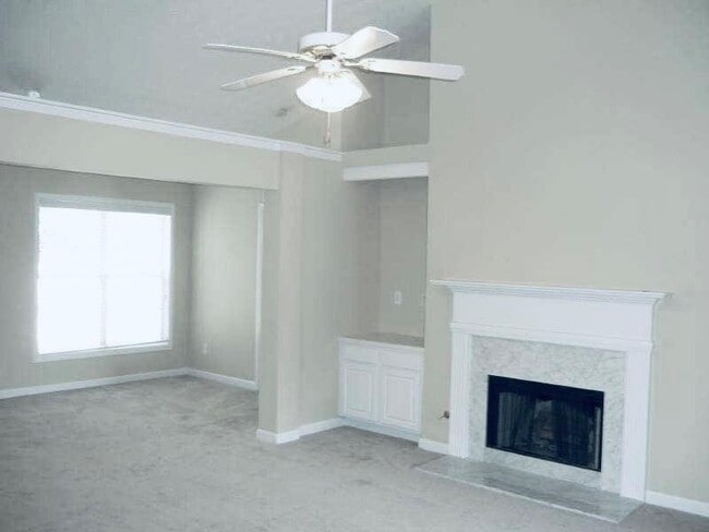 Photo - 1118 Low Water Way SE