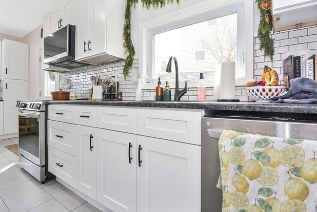 Photo - 21 Cemetery St