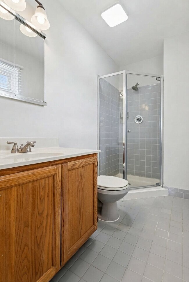 166 Longford Rd