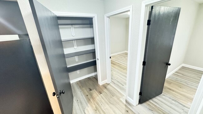 Photo - 2 Bedroom , 1 Bathroom Apartment! Unit 35 Osage Ridge Rd #4