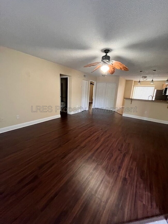 Photo - 3651 N Goldenrod Rd Unit Apartment F109