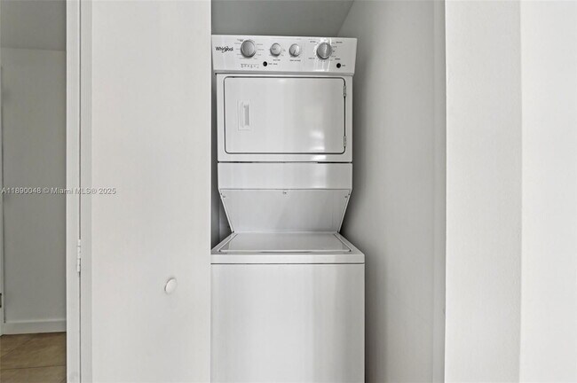 Photo - 1300 S Miami Ave Unit 1706