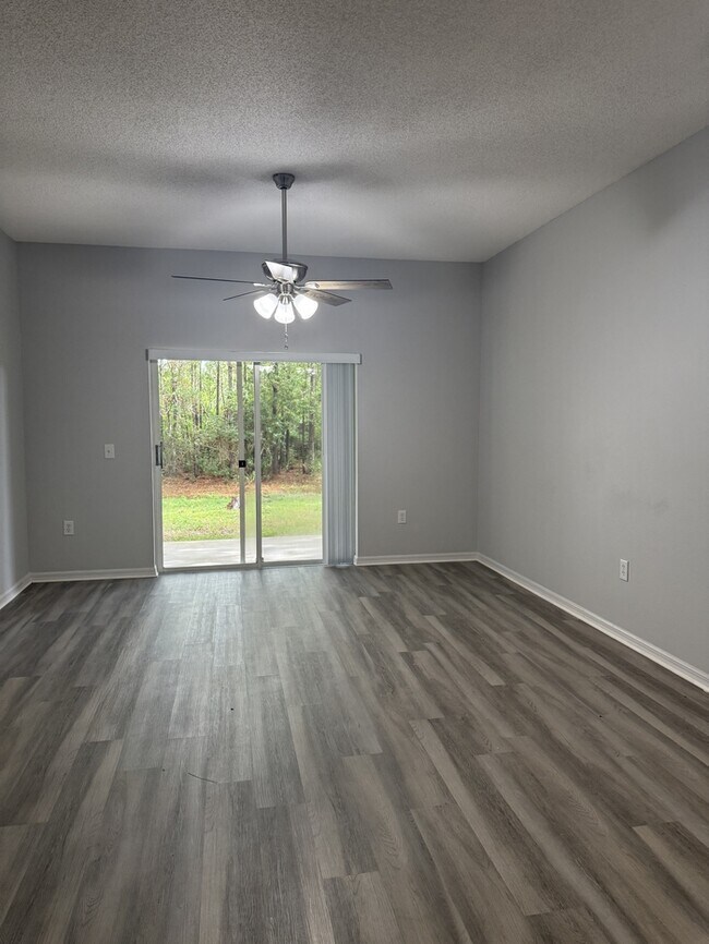 Photo - 15733 Green Point Ct