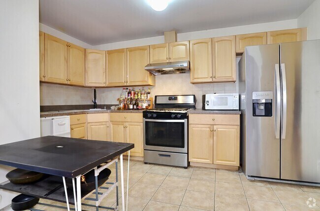 Building Photo - 210 New York Ave Unit 2 Rental
