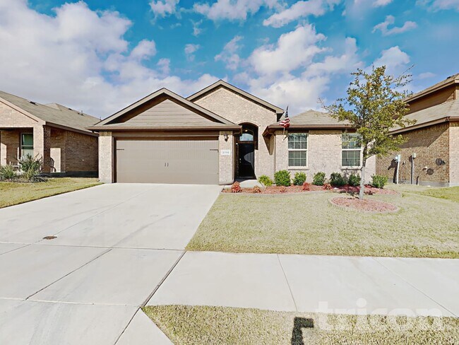 Building Photo - 2716 Gains Mill Dr