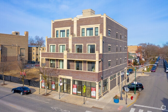Building Photo - 4808 N Spaulding Ave Rental