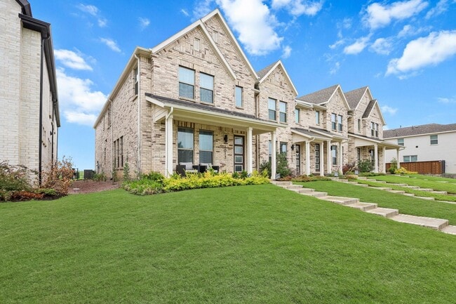 Photo - 1013 Carnation Dr