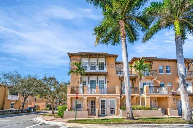 Photo - 484 SW 147th Ave Condominio Unidad #4617