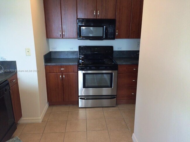 Photo - 9172 Collins Ave Unit 402
