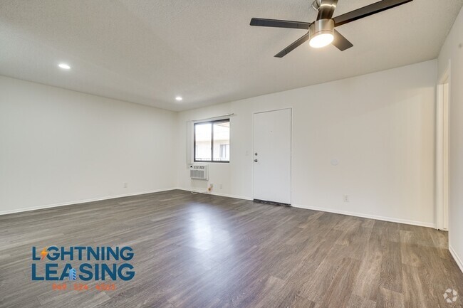 Building Photo - NoHo Gem – Updated 1BR with Parking, Laund... Unit 301D Rental