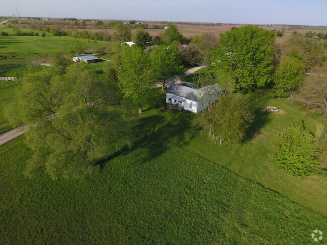 Building Photo - 1656 County Rd 3200 N Rental