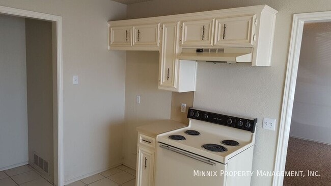 Photo - 9612 Elmwood Ave