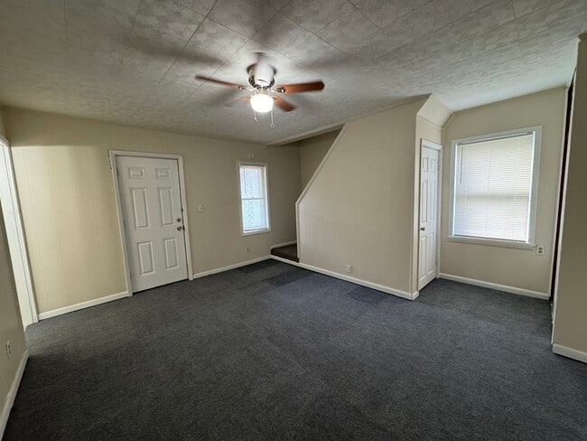 Photo - 1380 Garfield Ave SW