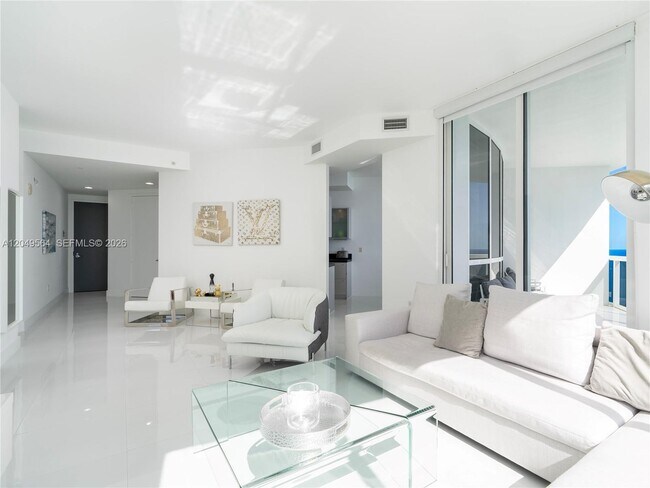 Photo - 18201 Collins Ave Unit 4709A